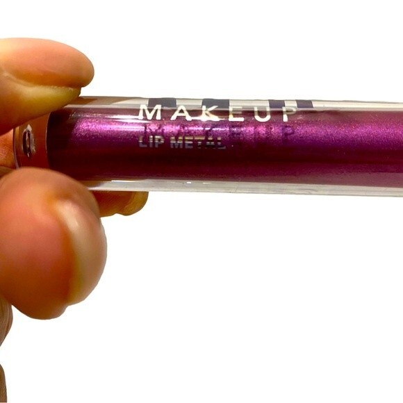 MILK MAKEUP Lip Metal Lipstick - Picture 3 of 5